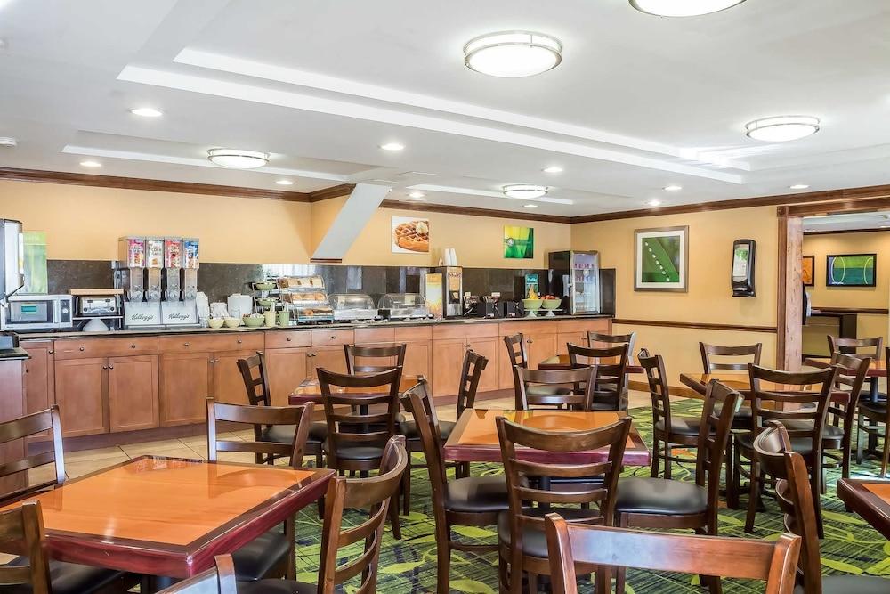 Quality Inn Spring Valley - Nanuet Exterior foto