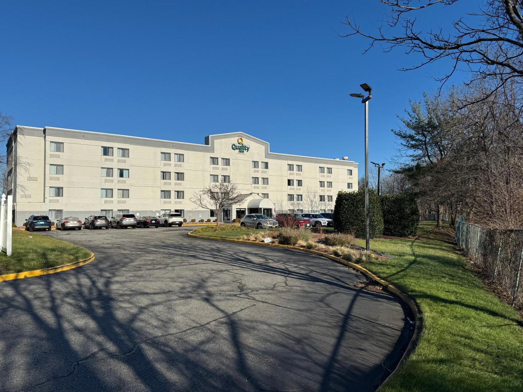 Quality Inn Spring Valley - Nanuet Exterior foto