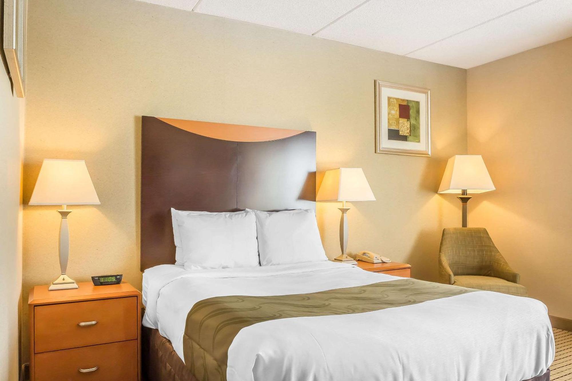 Quality Inn Spring Valley - Nanuet Exterior foto